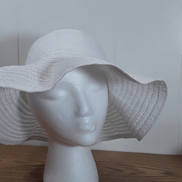 Sun Lily Accessories - Sun Lily Easter or sun floppy straw hat